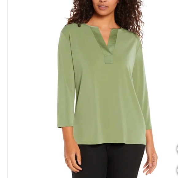 Banana Republic Green Mandarin Collar Blouse - Picture 3 of 9